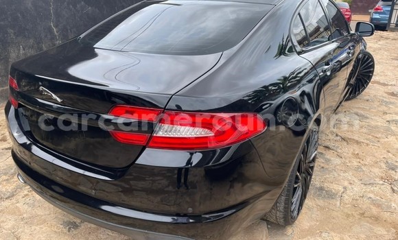 Sayi Na hannu Jaguar XF Black Mota in Yaounde a Babban Kamaru Sayi Na hannu Jaguar XF Black Mota in Yaounde a Babban Kamaru