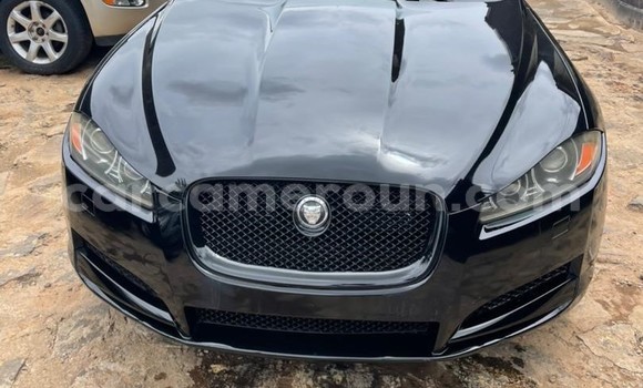 Sayi Na hannu Jaguar XF Black Mota in Yaounde a Babban Kamaru Sayi Na hannu Jaguar XF Black Mota in Yaounde a Babban Kamaru