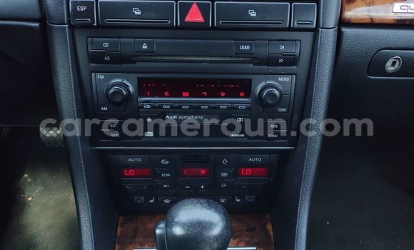 Sayi Na hannu Audi A4 Azurfa Mota in Yaounde a Babban Kamaru Sayi Na hannu Audi A4 Azurfa Mota in Yaounde a Babban Kamaru