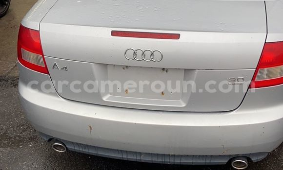 Sayi Na hannu Audi A4 Azurfa Mota in Yaounde a Babban Kamaru Sayi Na hannu Audi A4 Azurfa Mota in Yaounde a Babban Kamaru