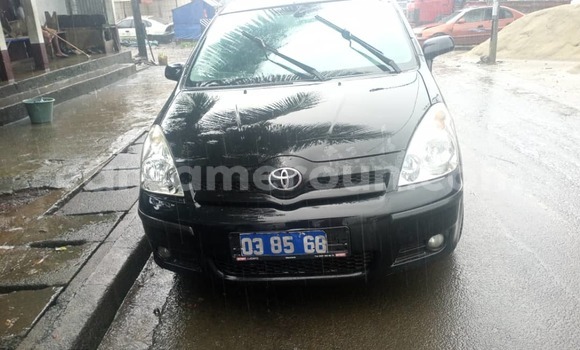Buy Import Toyota Verso Black Car in Douala in Littoral Cameroon