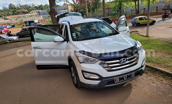 Buy Used Hyundai Santa Fe White Car in Yaounde in Central Cameroon