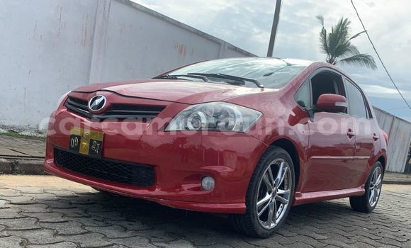 Sayi Na hannu Toyota Auris Red Mota in Douala a Ƙasar Kamaru Sayi Na hannu Toyota Auris Red Mota in Douala a Ƙasar Kamaru