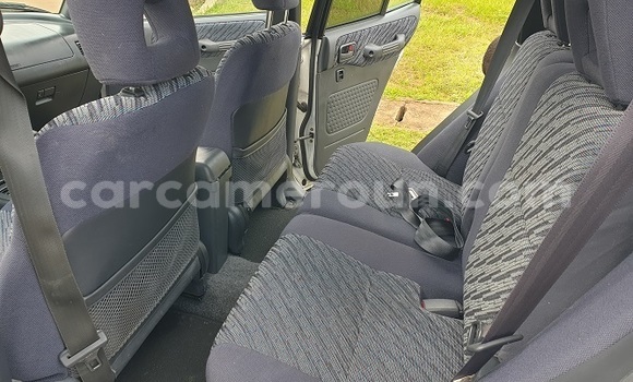 Acheter Occasion Voiture Toyota RAV4 Blanc à Yaoundé, Central Cameroon Acheter Occasion Voiture Toyota RAV4 Blanc à Yaoundé, Central Cameroon