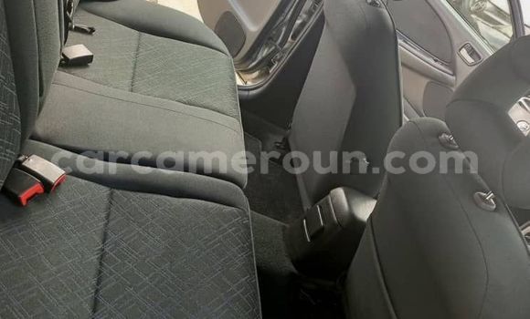 Acheter Occasion Voiture Toyota Avensis Verso Gris à Douala, Littoral Cameroon Acheter Occasion Voiture Toyota Avensis Verso Gris à Douala, Littoral Cameroon