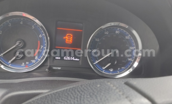 Acheter Occasion Voiture Toyota Corolla Rouge à Douala, Littoral Cameroon Acheter Occasion Voiture Toyota Corolla Rouge à Douala, Littoral Cameroon