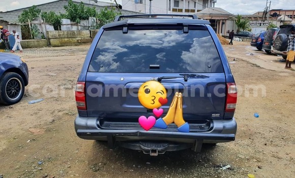 Acheter Occasion Voiture Nissan Pathfinder Bleu à Douala, Littoral Cameroon Acheter Occasion Voiture Nissan Pathfinder Bleu à Douala, Littoral Cameroon