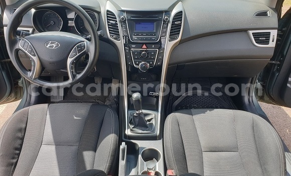 Buy Used Hyundai Elantra Silver Car in Yaounde in Central Cameroon Buy Used Hyundai Elantra Silver Car in Yaounde in Central Cameroon