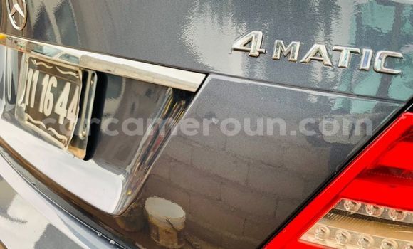 Acheter Occasion Voiture Mercedes‒Benz C–Class Bleu à Yaoundé, Central Cameroon Acheter Occasion Voiture Mercedes‒Benz C–Class Bleu à Yaoundé, Central Cameroon