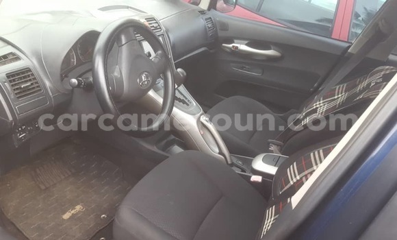 Acheter Occasion Voiture Toyota Auris Bleu à Yaoundé, Central Cameroon Acheter Occasion Voiture Toyota Auris Bleu à Yaoundé, Central Cameroon