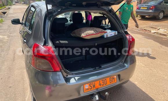 Acheter Occasion Voiture Toyota Yaris Gris à Yaoundé, Central Cameroon Acheter Occasion Voiture Toyota Yaris Gris à Yaoundé, Central Cameroon