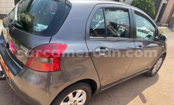 Acheter Occasion Voiture Toyota Yaris Gris à Yaoundé, Central Cameroon Acheter Occasion Voiture Toyota Yaris Gris à Yaoundé, Central Cameroon