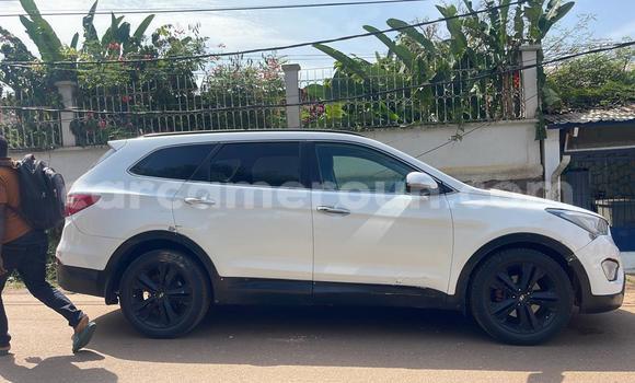 Buy Used Hyundai Santa Fe White Car in Yaounde in Central Cameroon Buy Used Hyundai Santa Fe White Car in Yaounde in Central Cameroon