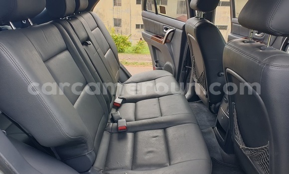 Sayi Na hannu Kia Sorento Azurfa Mota in Yaounde a Babban Kamaru Sayi Na hannu Kia Sorento Azurfa Mota in Yaounde a Babban Kamaru