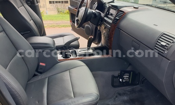 Sayi Na hannu Kia Sorento Azurfa Mota in Yaounde a Babban Kamaru Sayi Na hannu Kia Sorento Azurfa Mota in Yaounde a Babban Kamaru