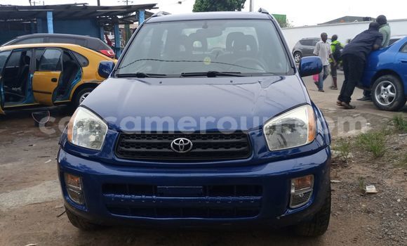Acheter Occasion Voiture Toyota RAV4 Bleu à Douala, Littoral Cameroon Acheter Occasion Voiture Toyota RAV4 Bleu à Douala, Littoral Cameroon