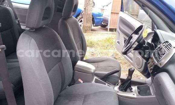 Acheter Occasion Voiture Toyota RAV4 Bleu à Douala, Littoral Cameroon Acheter Occasion Voiture Toyota RAV4 Bleu à Douala, Littoral Cameroon