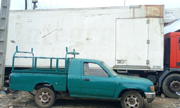 Buy Used Renault D55 White Truck in Douala in Littoral Cameroon Buy Used Renault D55 White Truck in Douala in Littoral Cameroon