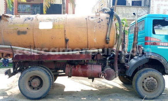 Acheter Occasion Utilitaire Mercedes‒Benz 2628 Vert à Douala, Littoral Cameroon Acheter Occasion Utilitaire Mercedes‒Benz 2628 Vert à Douala, Littoral Cameroon