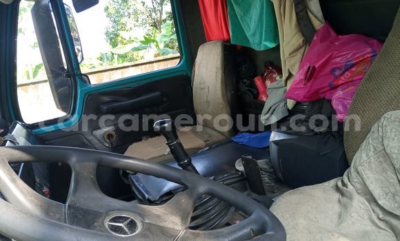 Acheter Occasion Utilitaire Mercedes‒Benz 2628 Vert à Douala, Littoral Cameroon Acheter Occasion Utilitaire Mercedes‒Benz 2628 Vert à Douala, Littoral Cameroon