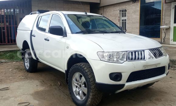 Buy Import Mitsubishi L400 White Truck in Douala in Littoral Cameroon Buy Import Mitsubishi L400 White Truck in Douala in Littoral Cameroon
