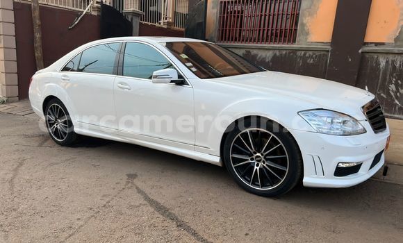 Acheter Occasion Voiture Mercedes‒Benz S-klasse Blanc à Yaoundé, Central Cameroon Acheter Occasion Voiture Mercedes‒Benz S-klasse Blanc à Yaoundé, Central Cameroon
