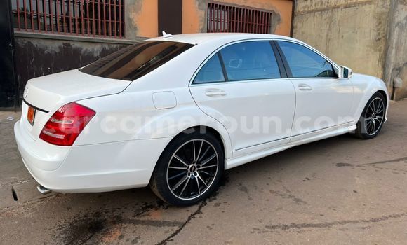 Acheter Occasion Voiture Mercedes‒Benz S-klasse Blanc à Yaoundé, Central Cameroon Acheter Occasion Voiture Mercedes‒Benz S-klasse Blanc à Yaoundé, Central Cameroon