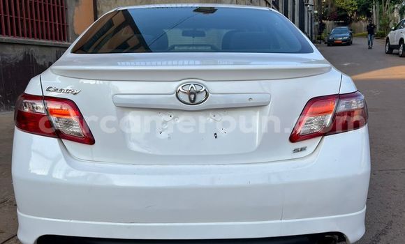 Acheter Occasion Voiture Toyota Camry Blanc à Yaoundé, Central Cameroon Acheter Occasion Voiture Toyota Camry Blanc à Yaoundé, Central Cameroon