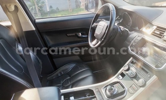 Acheter Occasion Voiture Land Rover Range Rover Evoque Blanc à Yaoundé, Central Cameroon Acheter Occasion Voiture Land Rover Range Rover Evoque Blanc à Yaoundé, Central Cameroon