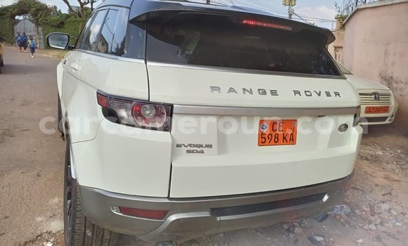 Acheter Occasion Voiture Land Rover Range Rover Evoque Blanc à Yaoundé, Central Cameroon Acheter Occasion Voiture Land Rover Range Rover Evoque Blanc à Yaoundé, Central Cameroon