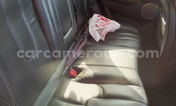 Acheter Occasion Voiture Land Rover Range Rover Evoque Blanc à Yaoundé, Central Cameroon Acheter Occasion Voiture Land Rover Range Rover Evoque Blanc à Yaoundé, Central Cameroon