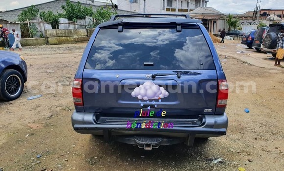 Acheter Occasion Voiture Nissan Pathfinder Bleu à Douala, Littoral Cameroon Acheter Occasion Voiture Nissan Pathfinder Bleu à Douala, Littoral Cameroon