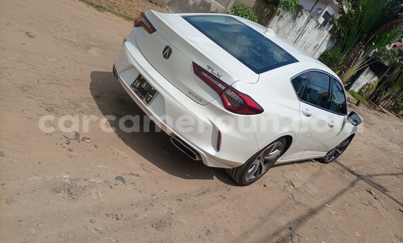 Acheter Import Voiture Acura TLX Blanc à Douala, Littoral Cameroon Acheter Import Voiture Acura TLX Blanc à Douala, Littoral Cameroon