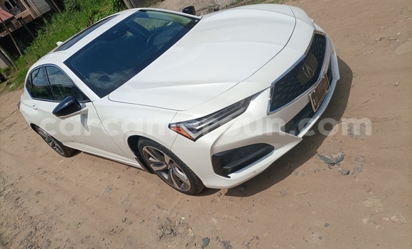 Acheter Import Voiture Acura TLX Blanc à Douala, Littoral Cameroon Acheter Import Voiture Acura TLX Blanc à Douala, Littoral Cameroon