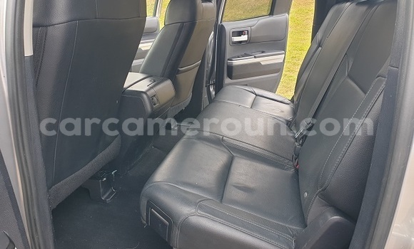 Acheter Occasion Voiture Toyota Tundra Gris à Yaoundé, Central Cameroon Acheter Occasion Voiture Toyota Tundra Gris à Yaoundé, Central Cameroon