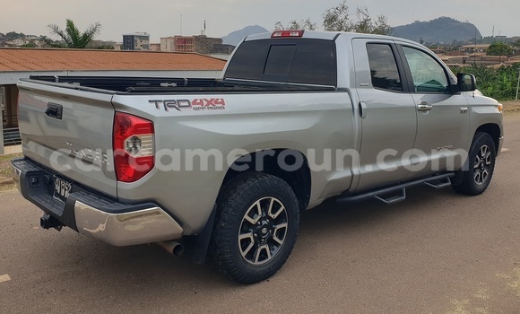 Acheter Occasion Voiture Toyota Tundra Gris à Yaoundé, Central Cameroon Acheter Occasion Voiture Toyota Tundra Gris à Yaoundé, Central Cameroon