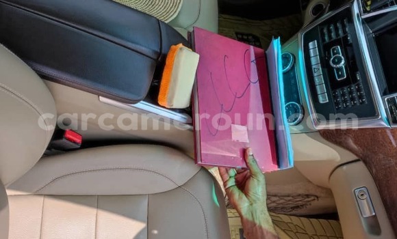 Acheter Occasion Voiture Mercedes‒Benz ML–Class Blanc à Yaoundé, Central Cameroon Acheter Occasion Voiture Mercedes‒Benz ML–Class Blanc à Yaoundé, Central Cameroon