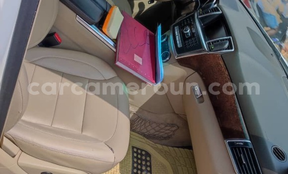 Acheter Occasion Voiture Mercedes‒Benz ML–Class Blanc à Yaoundé, Central Cameroon Acheter Occasion Voiture Mercedes‒Benz ML–Class Blanc à Yaoundé, Central Cameroon