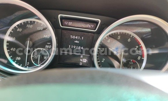 Acheter Occasion Voiture Mercedes‒Benz ML–Class Blanc à Yaoundé, Central Cameroon Acheter Occasion Voiture Mercedes‒Benz ML–Class Blanc à Yaoundé, Central Cameroon