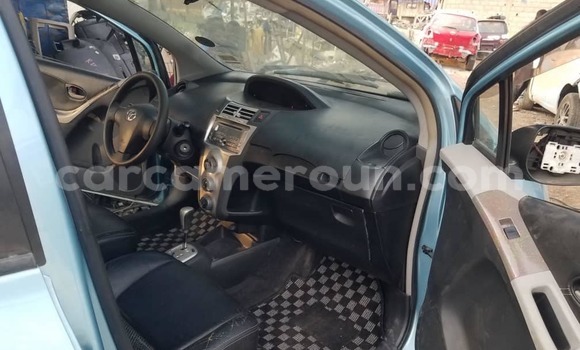 Acheter Neuf Voiture Toyota Vitz Gris à Douala, Littoral Cameroon Acheter Neuf Voiture Toyota Vitz Gris à Douala, Littoral Cameroon