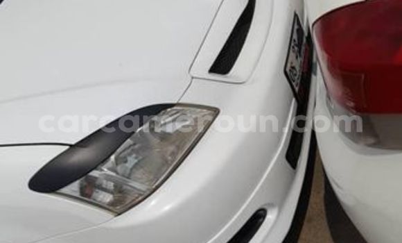 Acheter Neuf Voiture Toyota Runx Blanc à Douala, Littoral Cameroon Acheter Neuf Voiture Toyota Runx Blanc à Douala, Littoral Cameroon