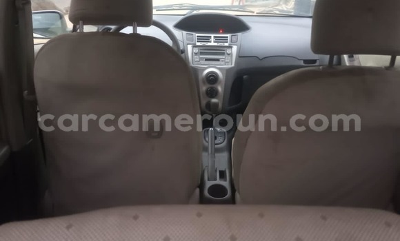 Acheter Neuf Voiture Toyota Vitz Blanc à Douala, Littoral Cameroon Acheter Neuf Voiture Toyota Vitz Blanc à Douala, Littoral Cameroon