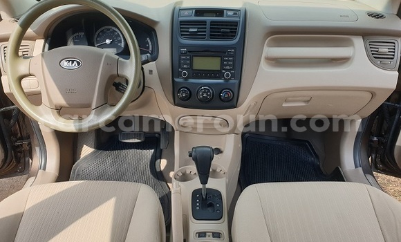 Acheter Occasion Voiture Kia Sportage Marron à Yaoundé, Central Cameroon Acheter Occasion Voiture Kia Sportage Marron à Yaoundé, Central Cameroon