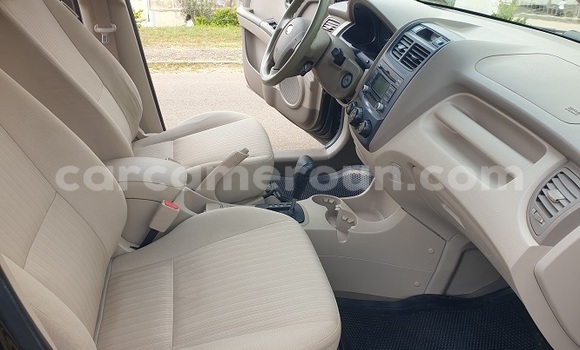 Acheter Occasion Voiture Kia Sportage Marron à Yaoundé, Central Cameroon Acheter Occasion Voiture Kia Sportage Marron à Yaoundé, Central Cameroon