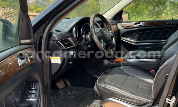 Acheter Occasion Voiture Mercedes‒Benz GL–Class Noir à Yaoundé, Central Cameroon Acheter Occasion Voiture Mercedes‒Benz GL–Class Noir à Yaoundé, Central Cameroon