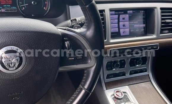 Acheter Import Voiture Jaguar XF Noir à Douala, Littoral Cameroon Acheter Import Voiture Jaguar XF Noir à Douala, Littoral Cameroon