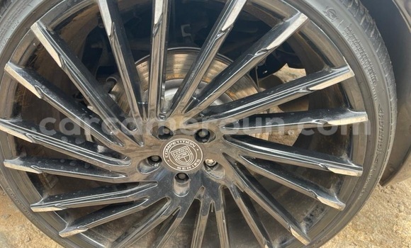 Acheter Import Voiture Jaguar XF Noir à Douala, Littoral Cameroon Acheter Import Voiture Jaguar XF Noir à Douala, Littoral Cameroon