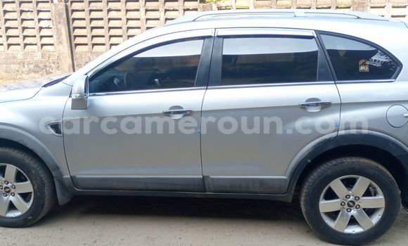 Sayi Imported Chevlolet Spin Azurfa Mota in Douala a Ƙasar Kamaru Sayi Imported Chevlolet Spin Azurfa Mota in Douala a Ƙasar Kamaru