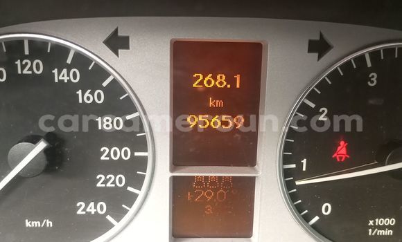 Acheter Import Voiture Mercedes‒Benz B-klasse Gris à Douala, Littoral Cameroon Acheter Import Voiture Mercedes‒Benz B-klasse Gris à Douala, Littoral Cameroon