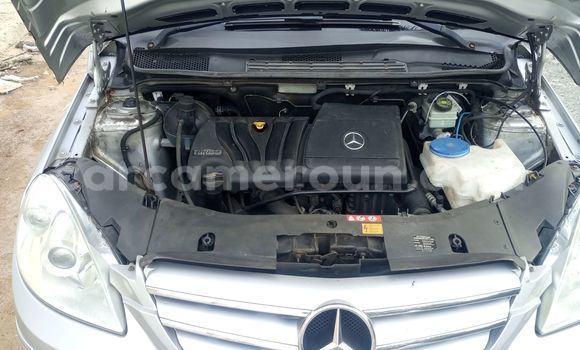 Acheter Import Voiture Mercedes‒Benz B-klasse Gris à Douala, Littoral Cameroon Acheter Import Voiture Mercedes‒Benz B-klasse Gris à Douala, Littoral Cameroon